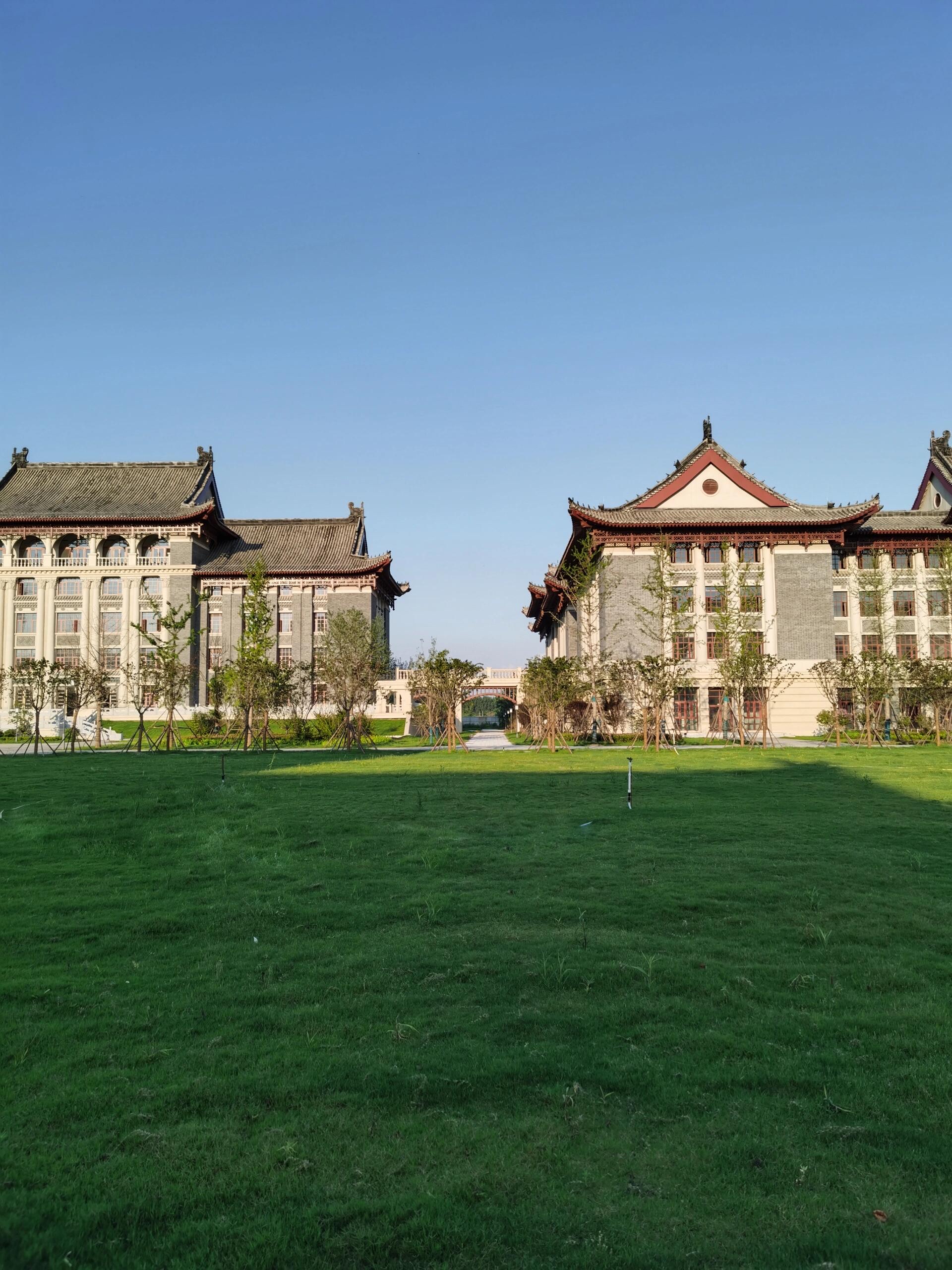 郑州大学研究生院