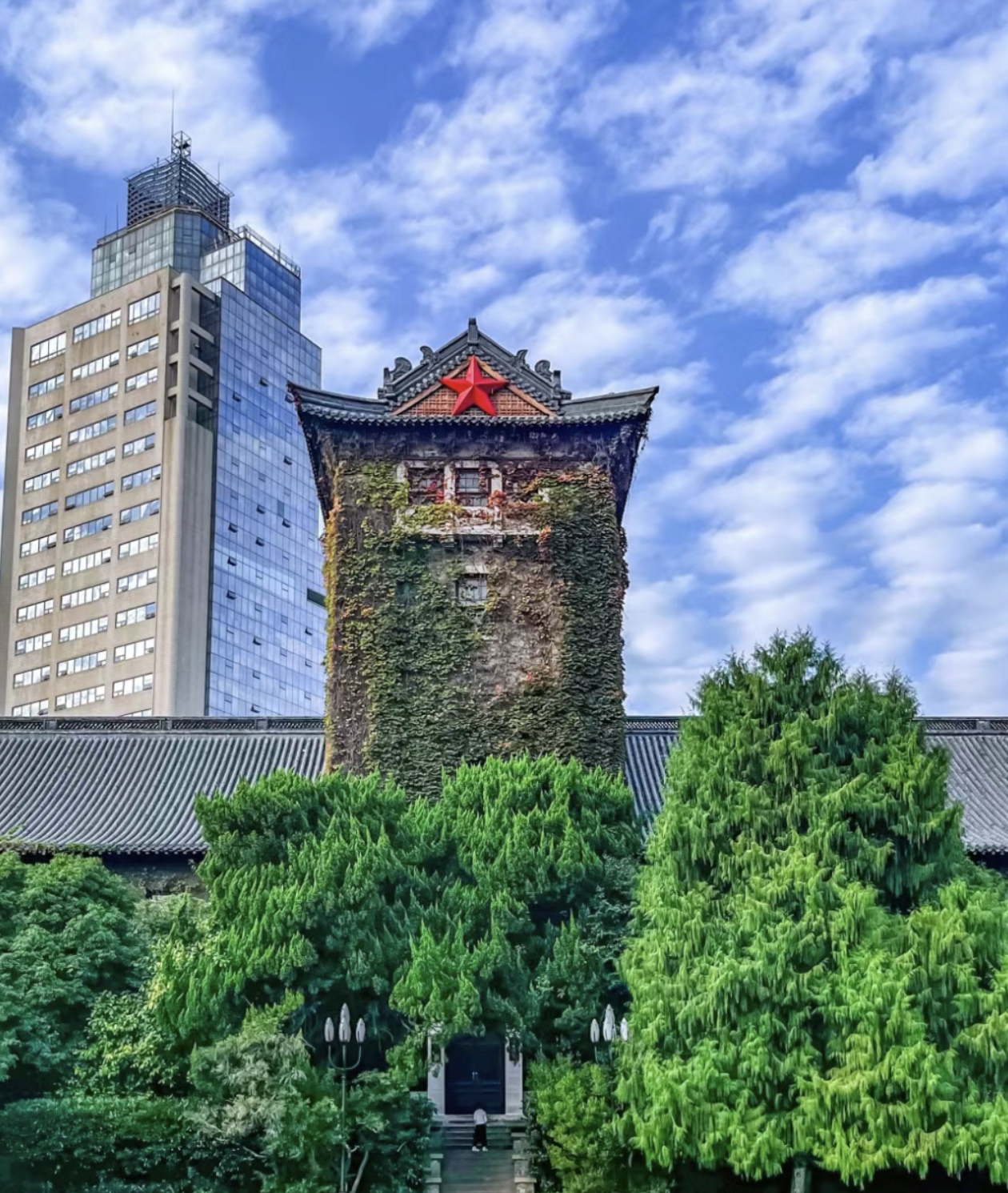 南京大学党委书记